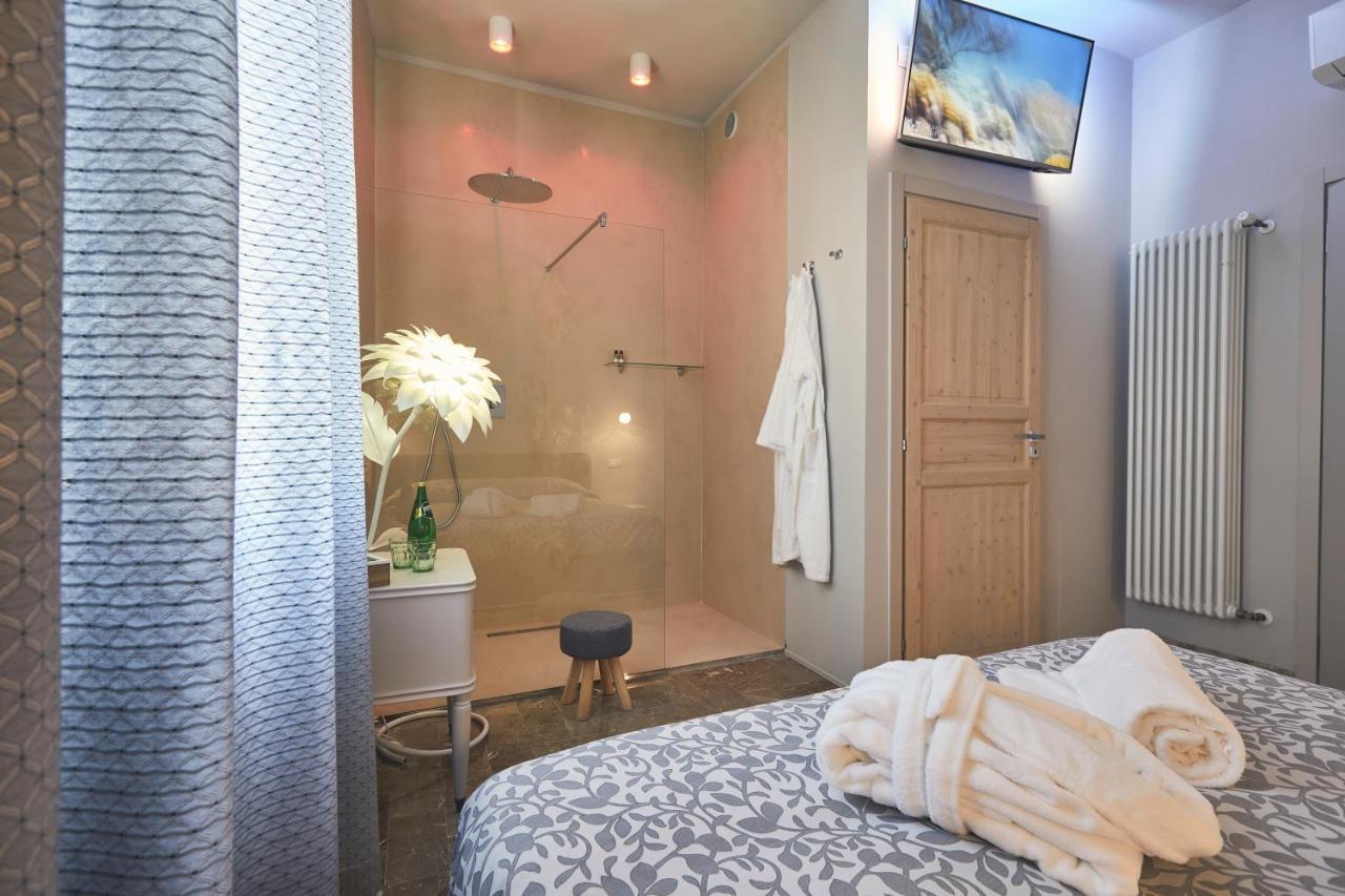Le Stagioni Luxury Suite Forli Bagian luar foto