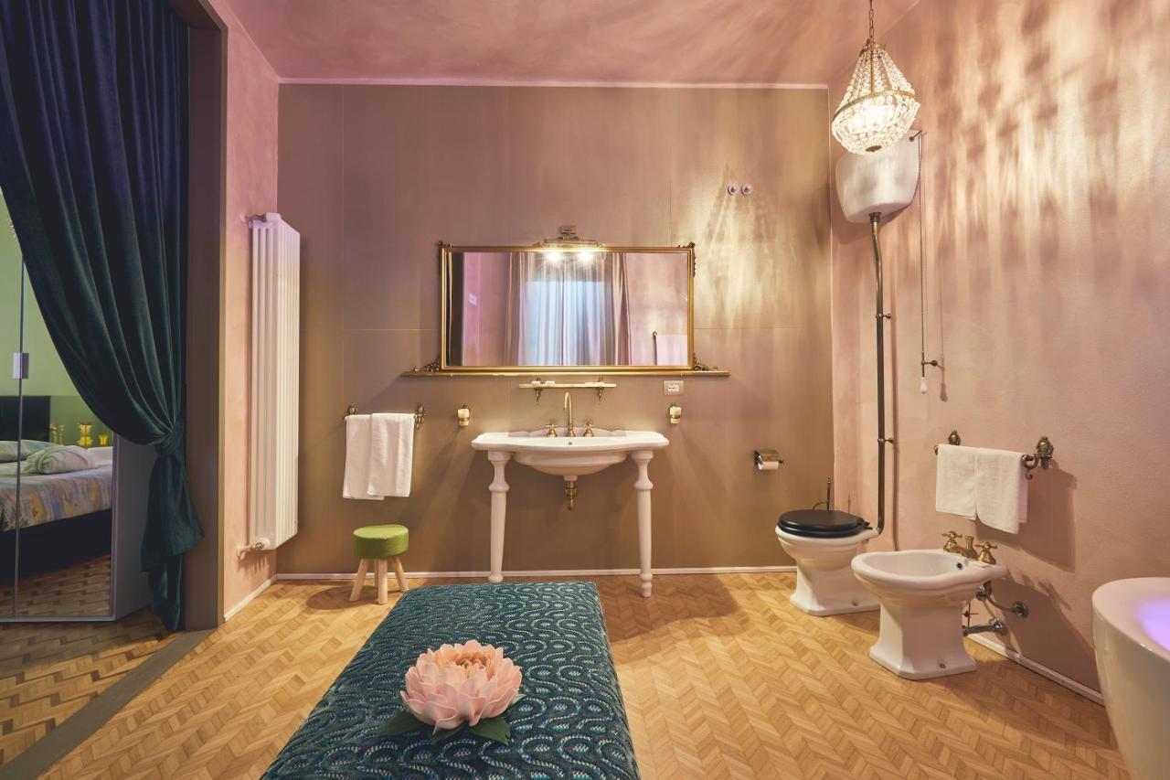 Le Stagioni Luxury Suite Forli Bagian luar foto