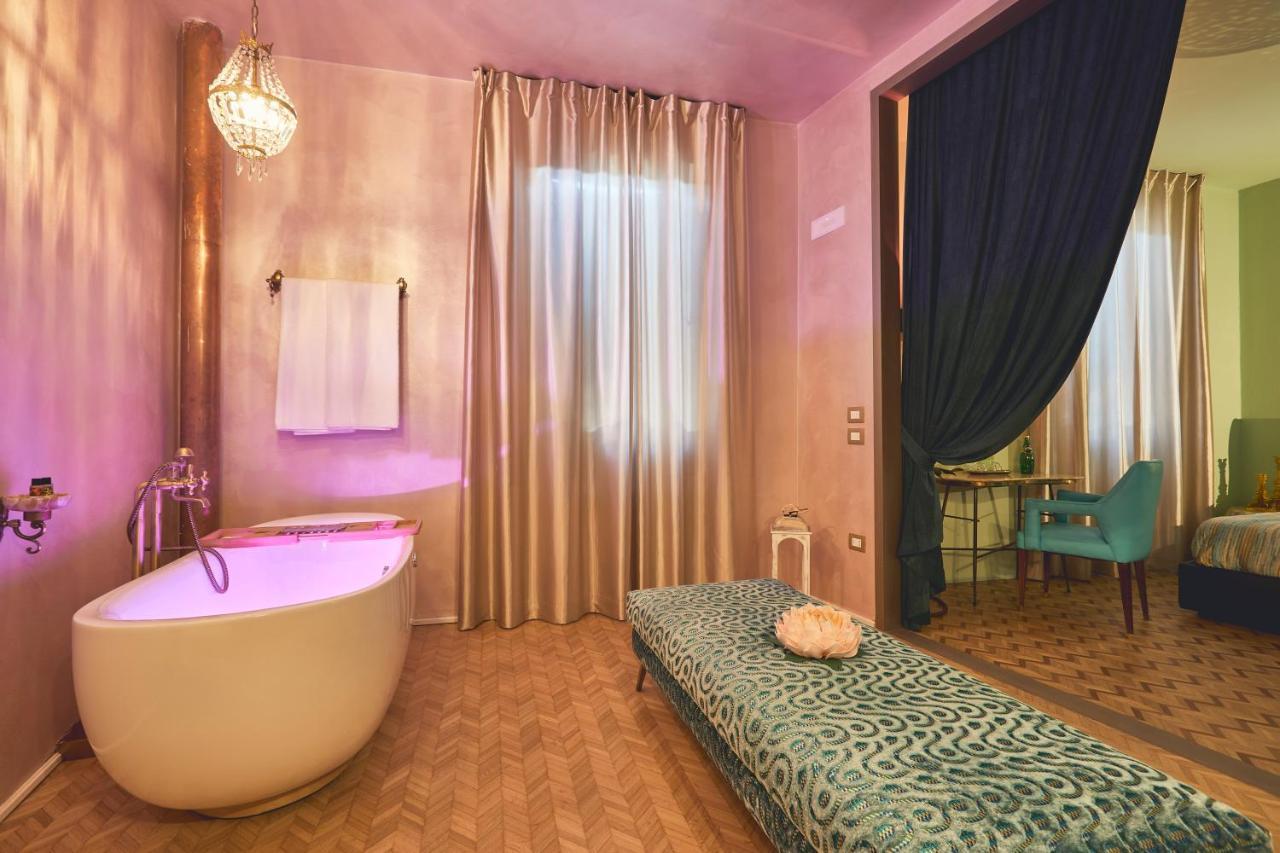 Le Stagioni Luxury Suite Forli Bagian luar foto