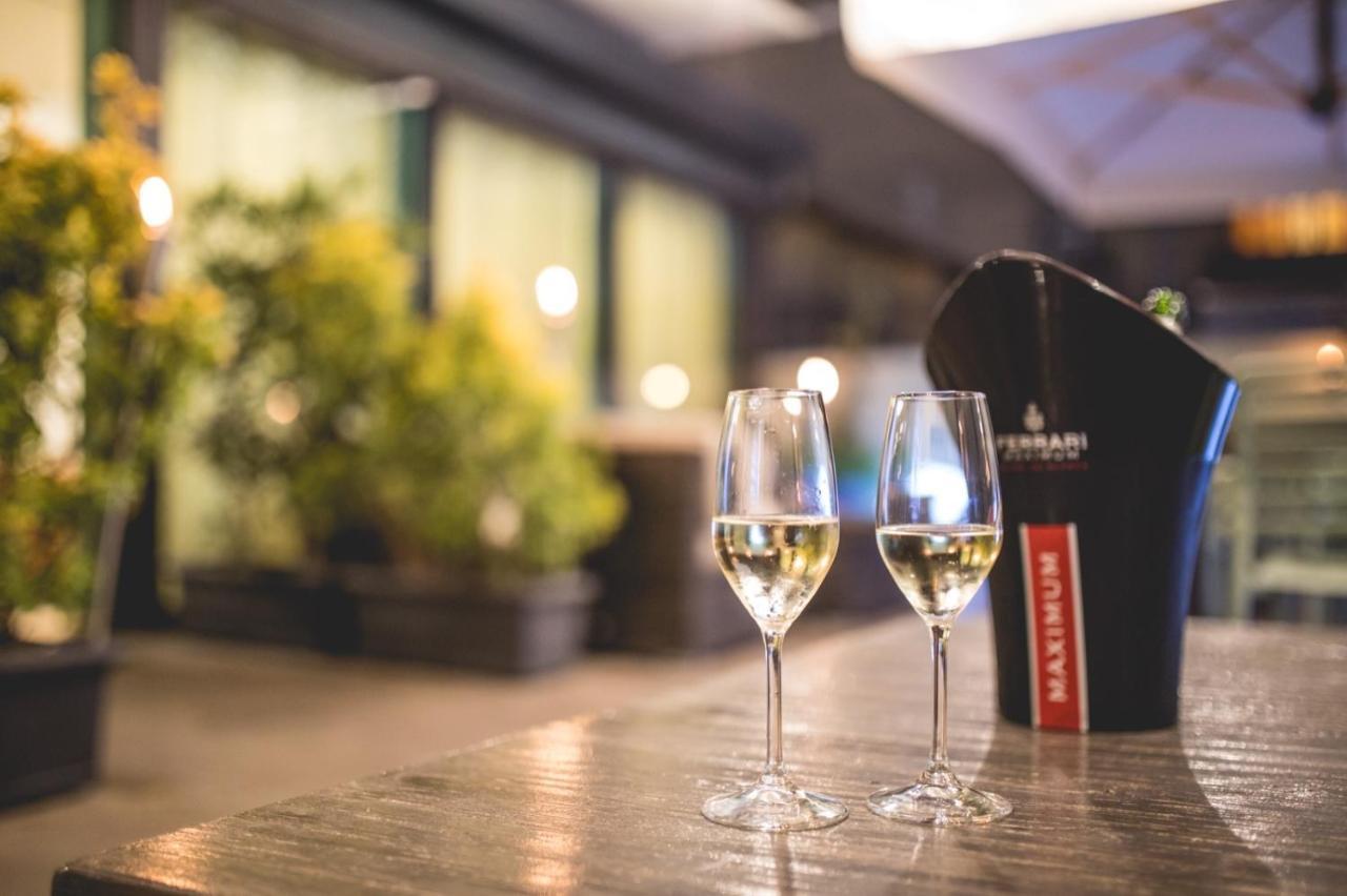 Le Stagioni Luxury Suite Forli Bagian luar foto
